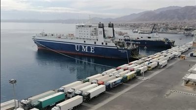 تداول 19 ألف طن بضائع بموانئ البحر الأحمر