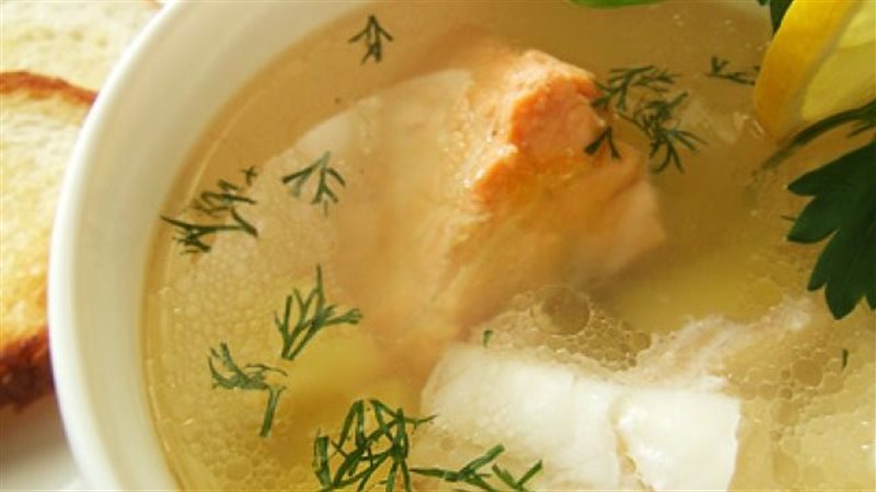 شوربة السمك بالكرفس