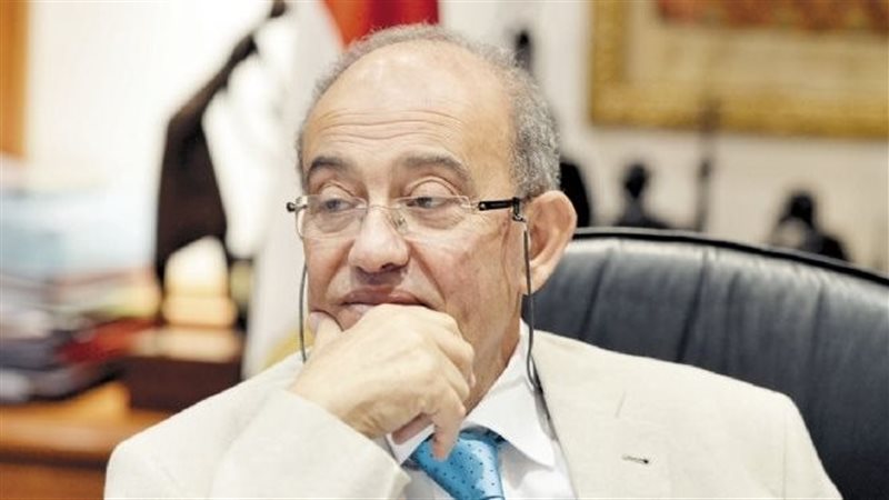 الدكتور أحمد حسن