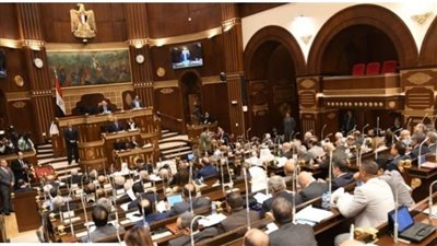 قبل مناقشة بجلسة 