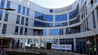 رئيس الوزراء يتفقد مشروع المجمع الطبي الشامل بالسويس