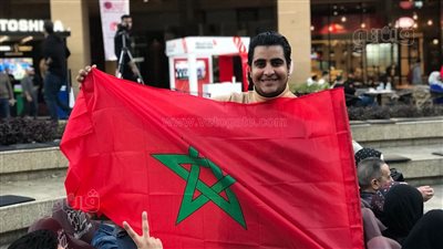 تجمعات للجالية المغربية في 6 أكتوبر لتشجيع منتخبهم أمام البرتغال (فيديو وصور)