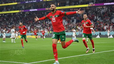 برج خليفة يتزين بعلم المغرب بعد التأهل لنصف نهائي المونديال (فيديو)