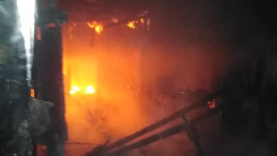 اللقطات الأولى لحريق عقار فى البساتين (فيديو)