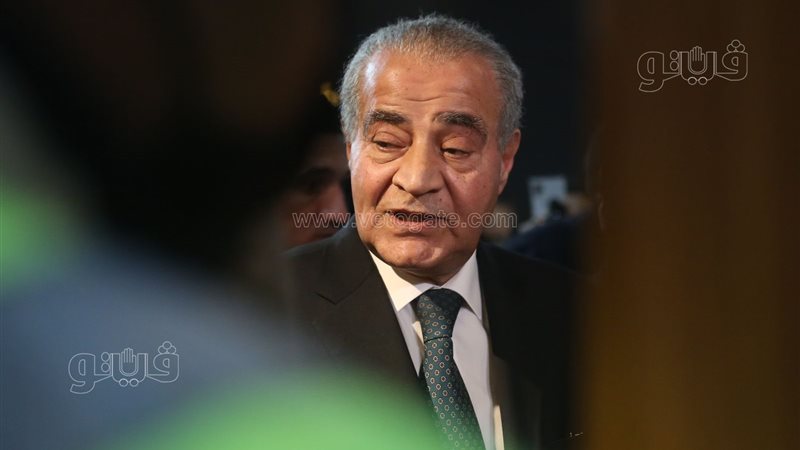 وزير التموين خلال