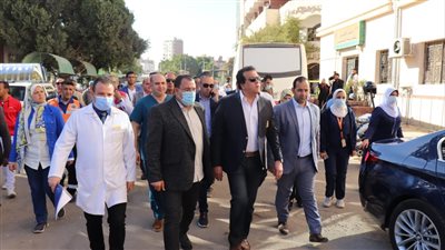 وزير الصحة يكلف بسرعة تطوير مستشفى السويس العام 