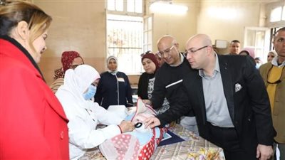 محافظ بني سويف يطلق إشارة بدء حملة التطعيم ضد شلل الأطفال
