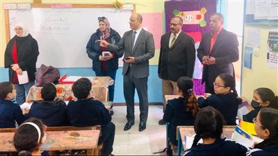 مدير تعليم الإسكندرية يتفقد مدارس المرحلة الابتدائية