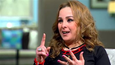 حنان شوقي: ناس كتير حبتني عشان غرض أو ينبسطوا يومين (فيديو)