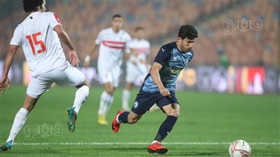 الدوري الممتاز، لاعبو الزمالك والجهاز الفني يحتفلون مع الجماهير بالفوز على بيراميدز