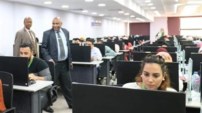 التنظيم والإدارة يواصل اختبار المتقدمين لوظيفة معلم فصل بأسيوط غدا 