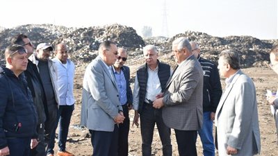 محافظ الشرقية: نقل 135 ألف طن قمامة للمدفن الصحي 