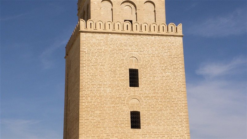 مئذنة قديمة، فيتو