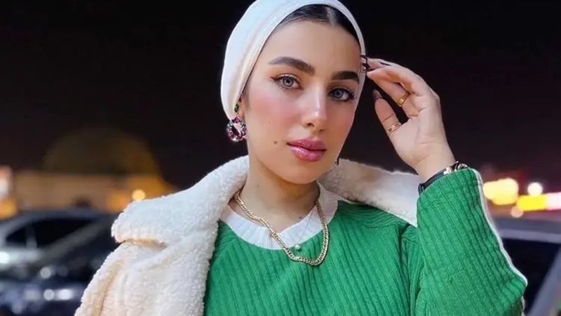 هدير عاطف البلوجر،