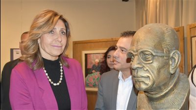 وزيرة الثقافة: الاحتفال بنجيب محفوظ لمدة شهر بمناسبة مرور 111 عاما على ميلاده