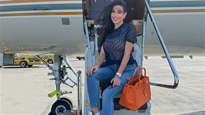 ياسمين صبري بإطلالة كاجوال في أحدث ظهور لها