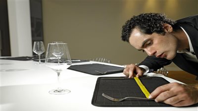 أعراض وأسباب اضطراب الوسواس القهري، وطرق علاجه 