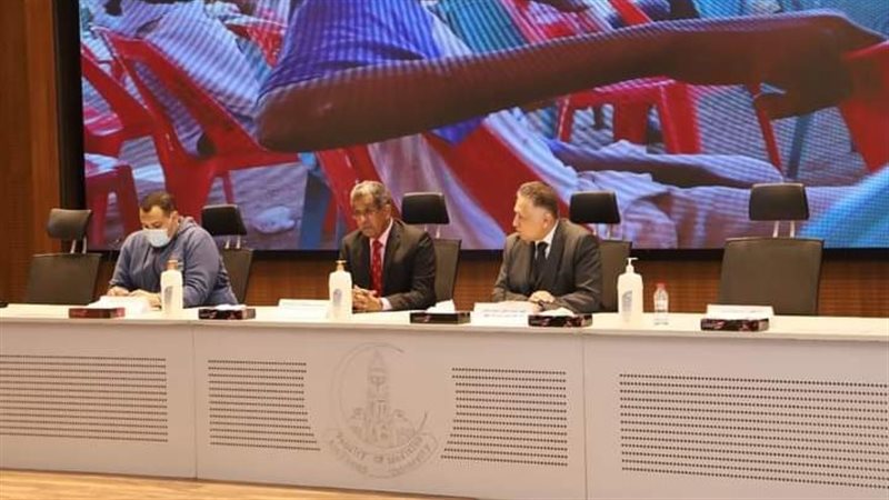 جامعة عين شمس،فيتو