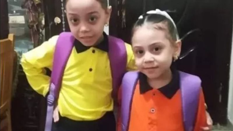 الشقيقتان سجدة وإيمان،