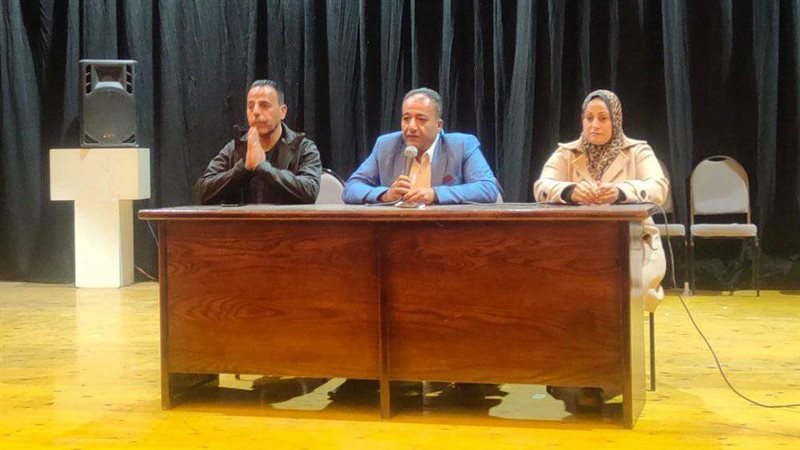 ندوة بقصر ثقافة وادي