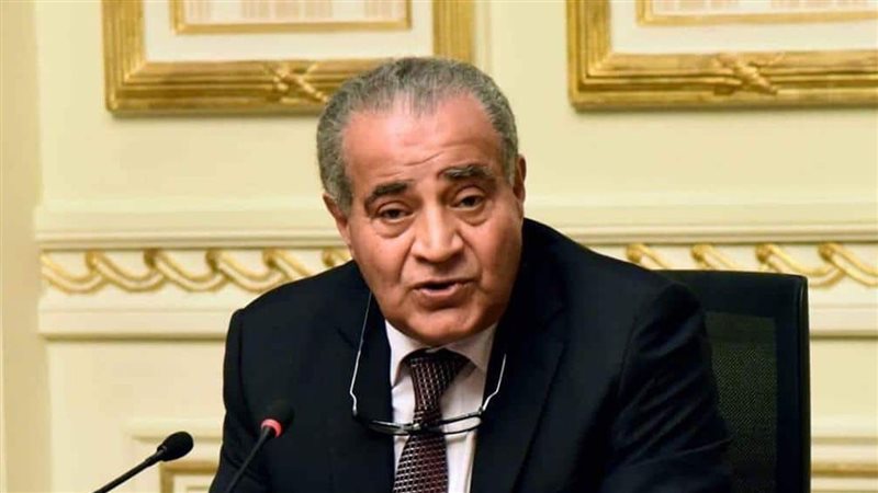 وزير التموين الدكتور