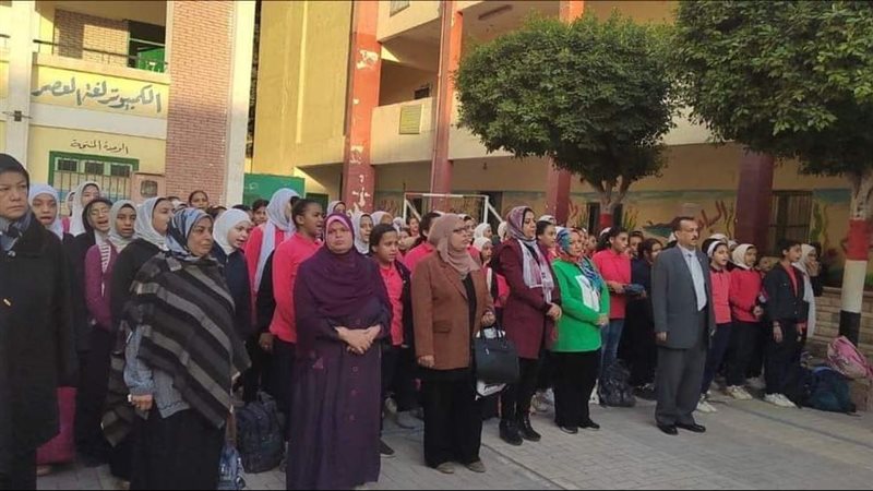 قوافل متابعة لمدارس