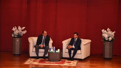 تصدوا معنا، وزير الرياضة يشهد ختام البرنامج القومي لمواجهة الشائعات