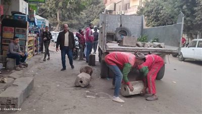 حملات لرفع إشغالات المحلات والباعة الجائلين بجنوب القاهرة (صور)