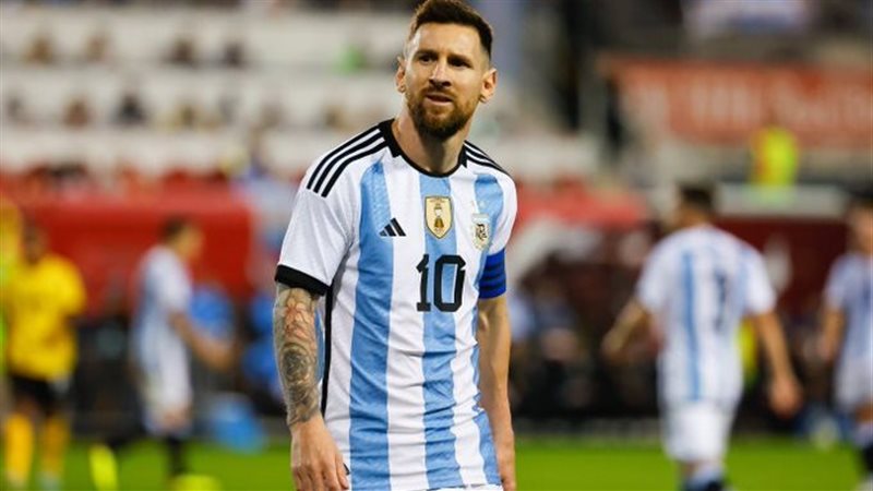 ليونيل ميسي، فيتو