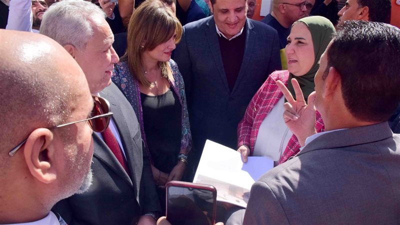  نيفين القباج وزيرة