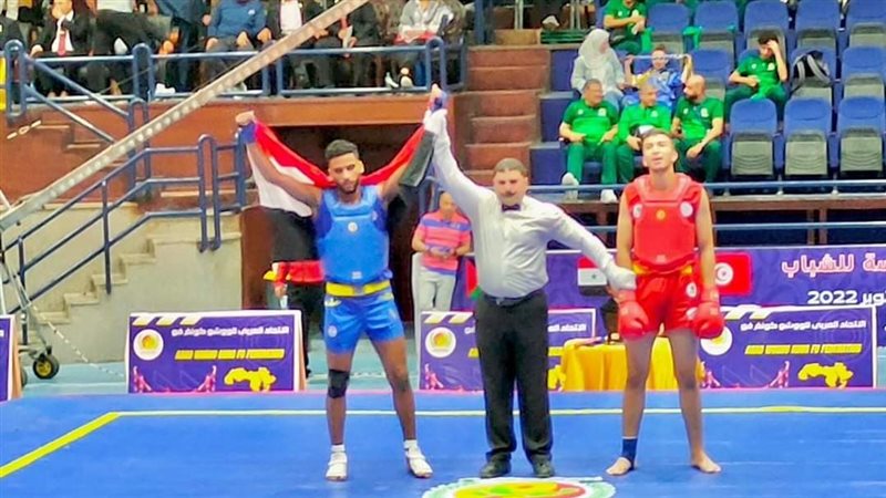 اللاعب عمر عامر،