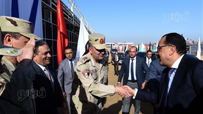 مدبولي يتابع تنفيذ مشروعي مدينة اللقاحات وتصنيع الضمادات الطبية الحديثة بالإسماعيلية