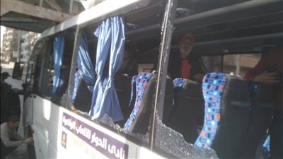 تعرض حافلة مشجعي المنصورة لحادث قبل مباراة شبين (صور)