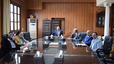 بدء الترجمة من العربية للصينية بمركز اللغات والترجمة بجامعة بني سويف