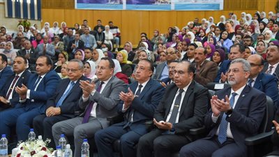 محافظ الإسكندرية يشارك في ندوة الرقابة الإدارية بالإسكندرية 