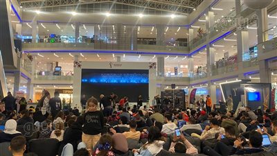 تجمعات كبيرة للمغاربة والمصريين بالتجمع وأكتوبر لتشجيع المغرب أمام فرنسا (فيديو وصور) 