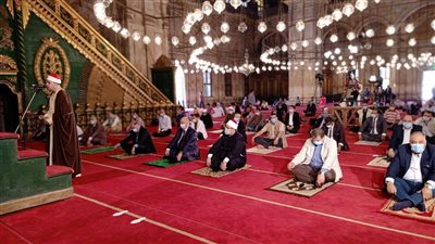 مواقيت الصلاة اليوم، موعد أذان العشاء اليوم الأحد 30- 10 - 2022 بتوقيت القاهرة والمحافظات