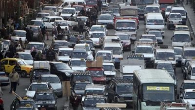 كثافات مرورية عالية بطريقي صلاح سالم والعروبة (فيديو)