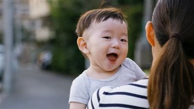 نصائح مهمة تساعد في غرس القدوة الجيدة داخل الأطفال (فيديو)