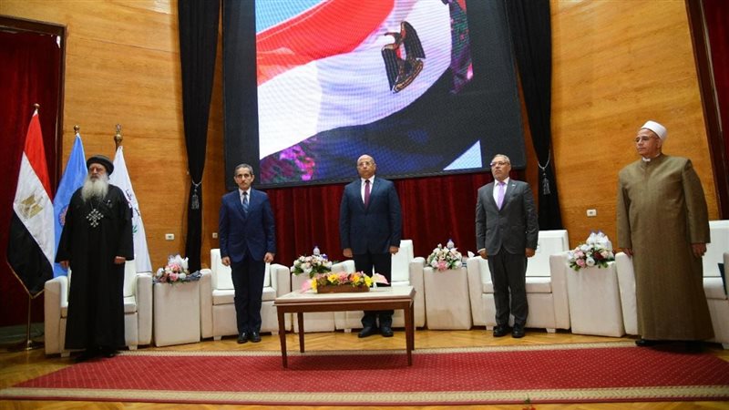 محافظ الغربية يشهد