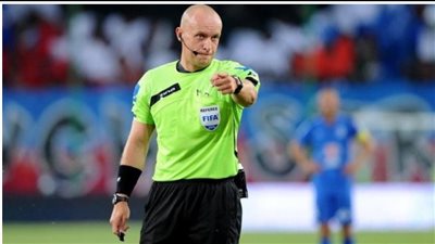  مارتشينياك، السيرة الذاتية لحكم مباراة نهائي كأس العالم بين فرنسا والأرجنتين 