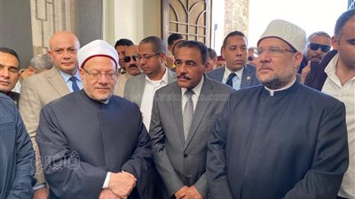 وزير الأوقاف ومفتي الجمهورية يفتتحان فرع دار الإفتاء بمطروح (صور)