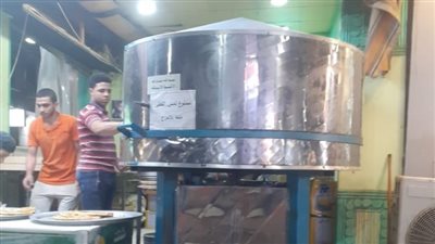 حملة لرفع الإشغالات والحواجز الأسمنتية بشوارع حي شرق أسيوط 