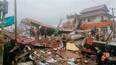 زلزال إندونيسيا، حصيلة القتلى تتجاوز الـ 600 شخص 