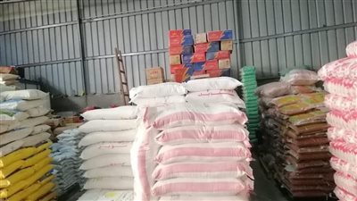 ضبط 210 أطنان أرز وبقوليات في حملة تموينية بجنوب الجيزة