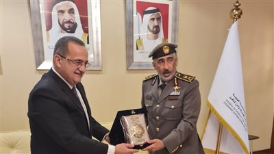 مساعد وزيرة الهجرة يلتقي مدير الهيئة الاتحادية للهوية بالإمارات 