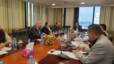 شعبة الأحذية تنظم ندوة للتوعية بآليات التسجيل في منظومة الفاتورة الإلكترونية