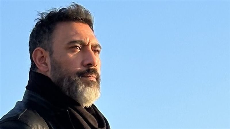 الفنان عمرو مصطفي،
