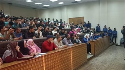 المعهد الفني للصناعات المتطورة ينظم ندوة عن الهوية الوطنية والجمهورية الجديدة