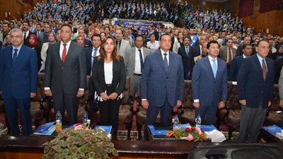 وزير التنمية المحلية: شباب مصر لهم دور عظيم في بناء الدولة